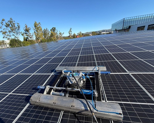 Commercial-solar-cleaning